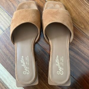 Seychelles suede sandal